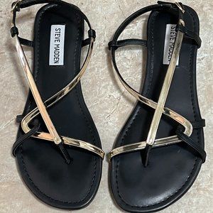 Steve Madden Gold/Black Sandals Size 6.5